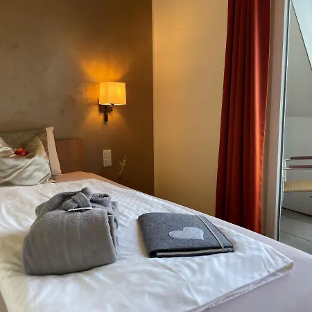 Naturpurhotel Maarblick 4* Meerfeld