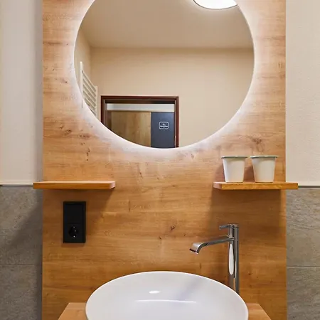 Naturpurhotel Maarblick 4*