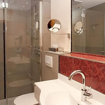 فندق Naturpurhotel Maarblick