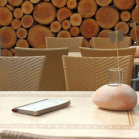 Naturpurhotel Maarblick فندق