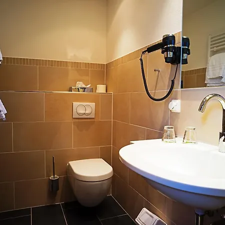 호텔 Naturpurhotel Maarblick 메르펠트