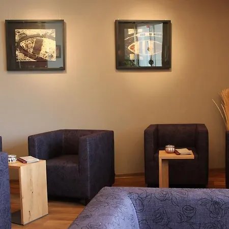 Naturpurhotel Maarblick فندق