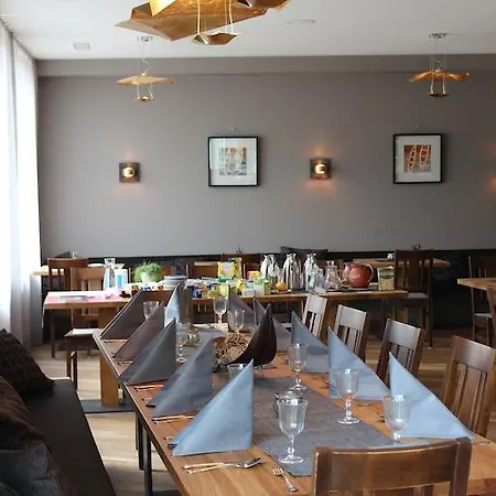 호텔 Naturpurhotel Maarblick 4*